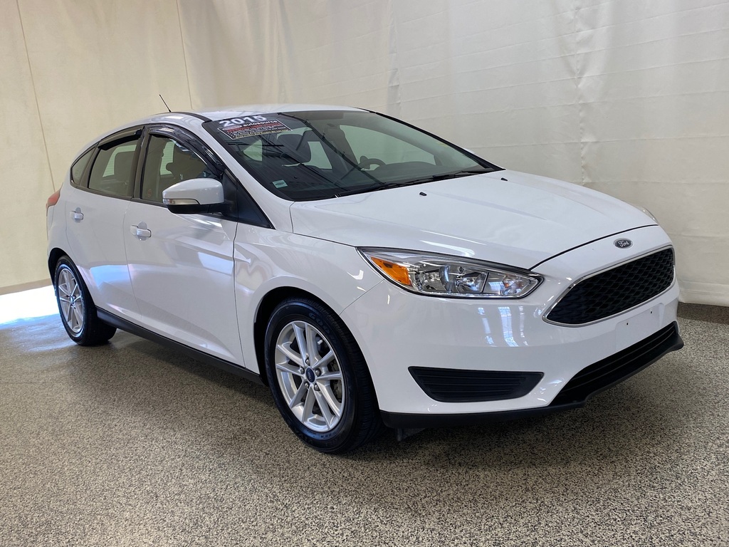 Pre-Owned 2015 Ford Focus 5dr HB SE FWD Hatchback