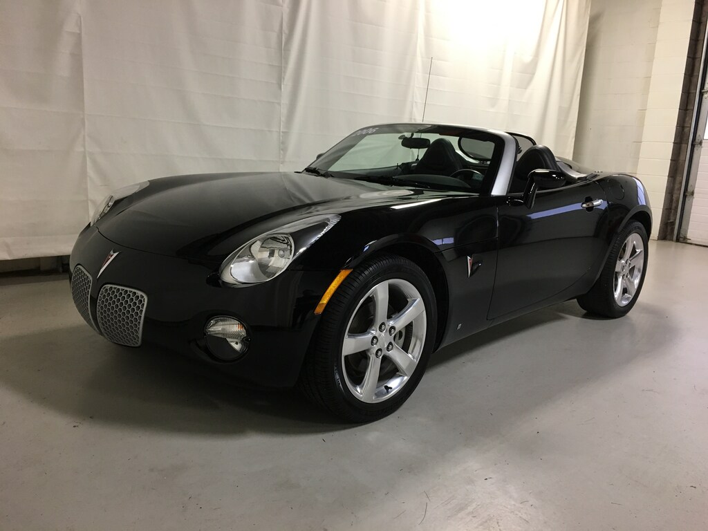 Pre-Owned 2006 Pontiac Solstice Base RWD Convertible