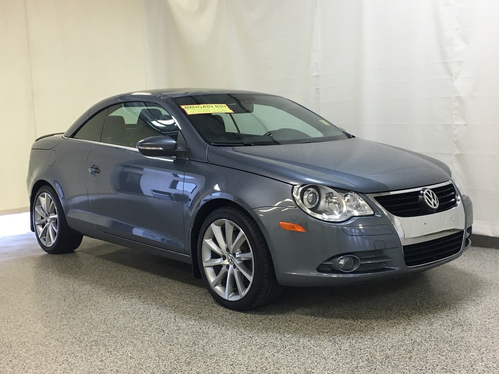 Pre-Owned 2009 Volkswagen Eos 2dr Conv Man Comfortline FWD Convertible